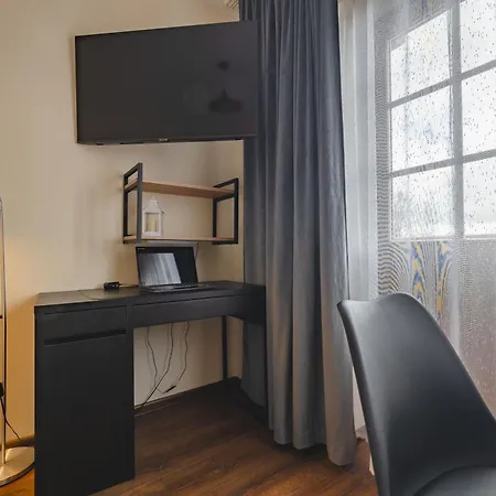Budget - Tanie Burtek Quarto em Acomodações Particulares *