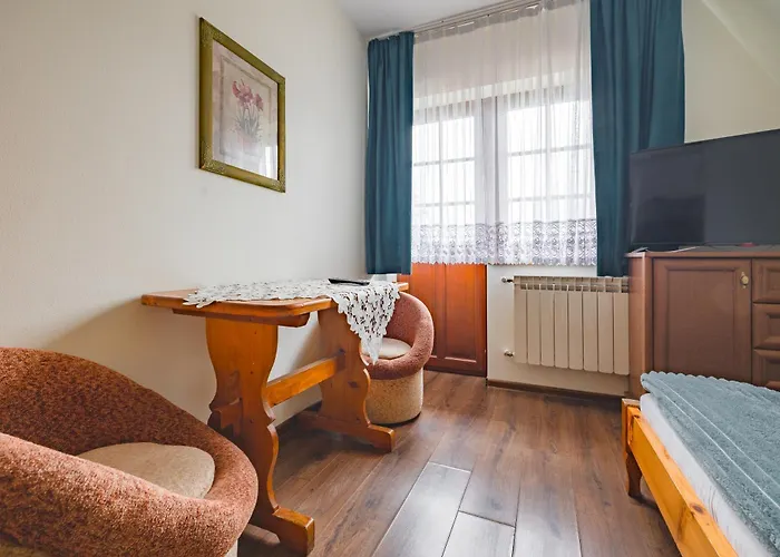 Budget - Tanie Burtek ホームステイ ザコパネ