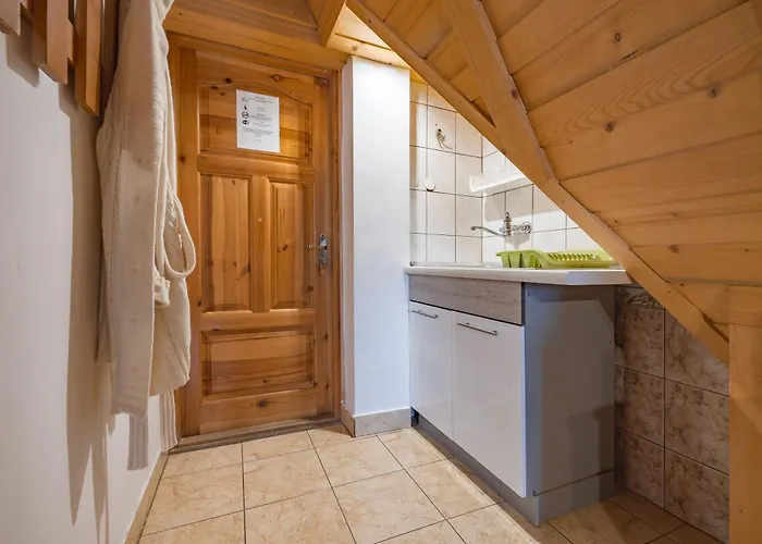 Budget - Tanie Burtek ホームステイ *