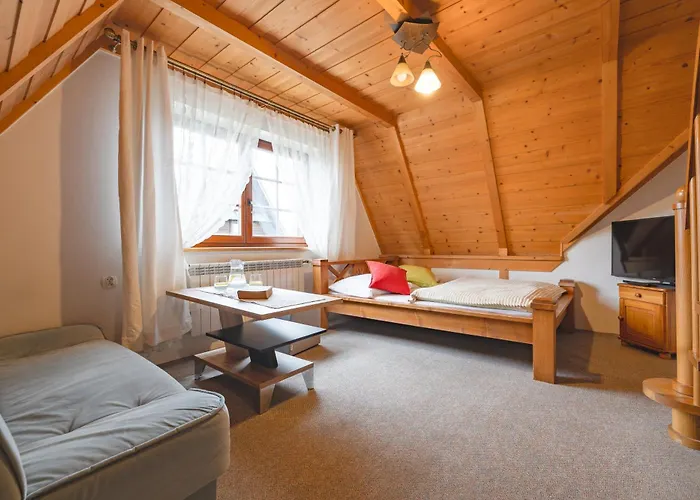 Budget - Tanie Burtek ホームステイ ザコパネ