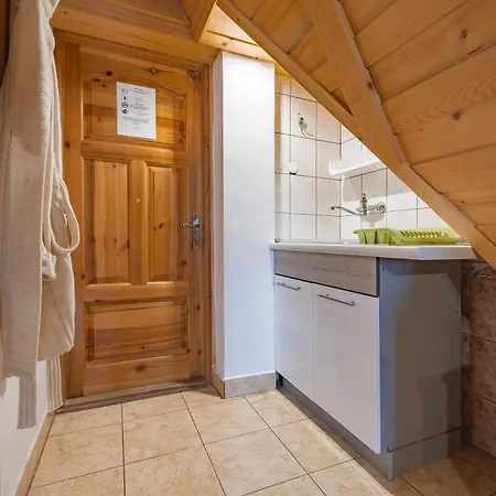 Budget - Tanie Burtek Pansiyon *